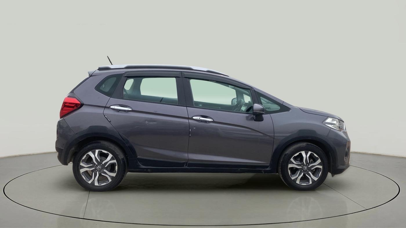 2017 Honda WR-V 1.5L I-DTEC VX MT, Diesel, Manual, 88,104 km, Right Side View