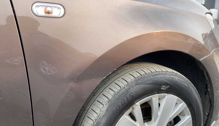 2015 Volkswagen Vento HIGHLINE 1.5 AT, Diesel, Automatic, 89,982 km, Right fender - Slightly dented