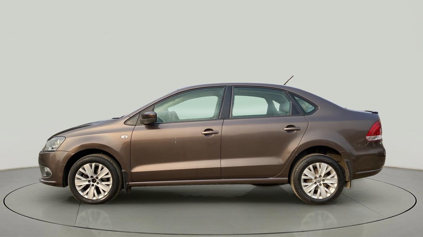 2015 Volkswagen Vento HIGHLINE 1.5 AT, Diesel, Automatic, 89,982 km, Left Side