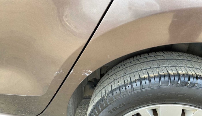 2015 Volkswagen Vento HIGHLINE 1.5 AT, Diesel, Automatic, 89,982 km, Left quarter panel - Minor scratches