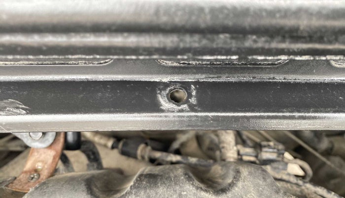 2010 Hyundai i10 MAGNA 1.2, Petrol, Manual, 54,541 km, Bonnet (hood) - Cowl vent panel has minor damage