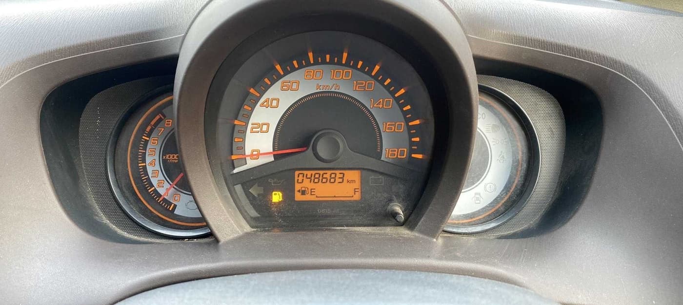 2014 Honda Brio S MT, Petrol, Manual, 48,756 km, Odometer Image