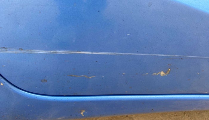 2014 Honda Brio S MT, Petrol, Manual, 48,756 km, Right rear door - Slightly dented