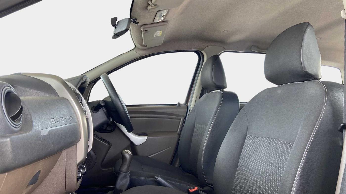 2016 Renault Duster 85 PS RXE DIESEL, Diesel, Manual, 62,486 km, Right Side Front Door Cabin
