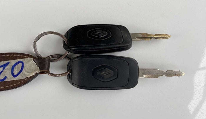 2017 Renault Kwid RXT 0.8, Petrol, Manual, 12,794 km, Key Close Up