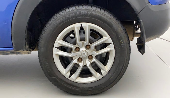 2020 Renault TRIBER RXT, Petrol, Manual, 11,138 km, Left Rear Wheel