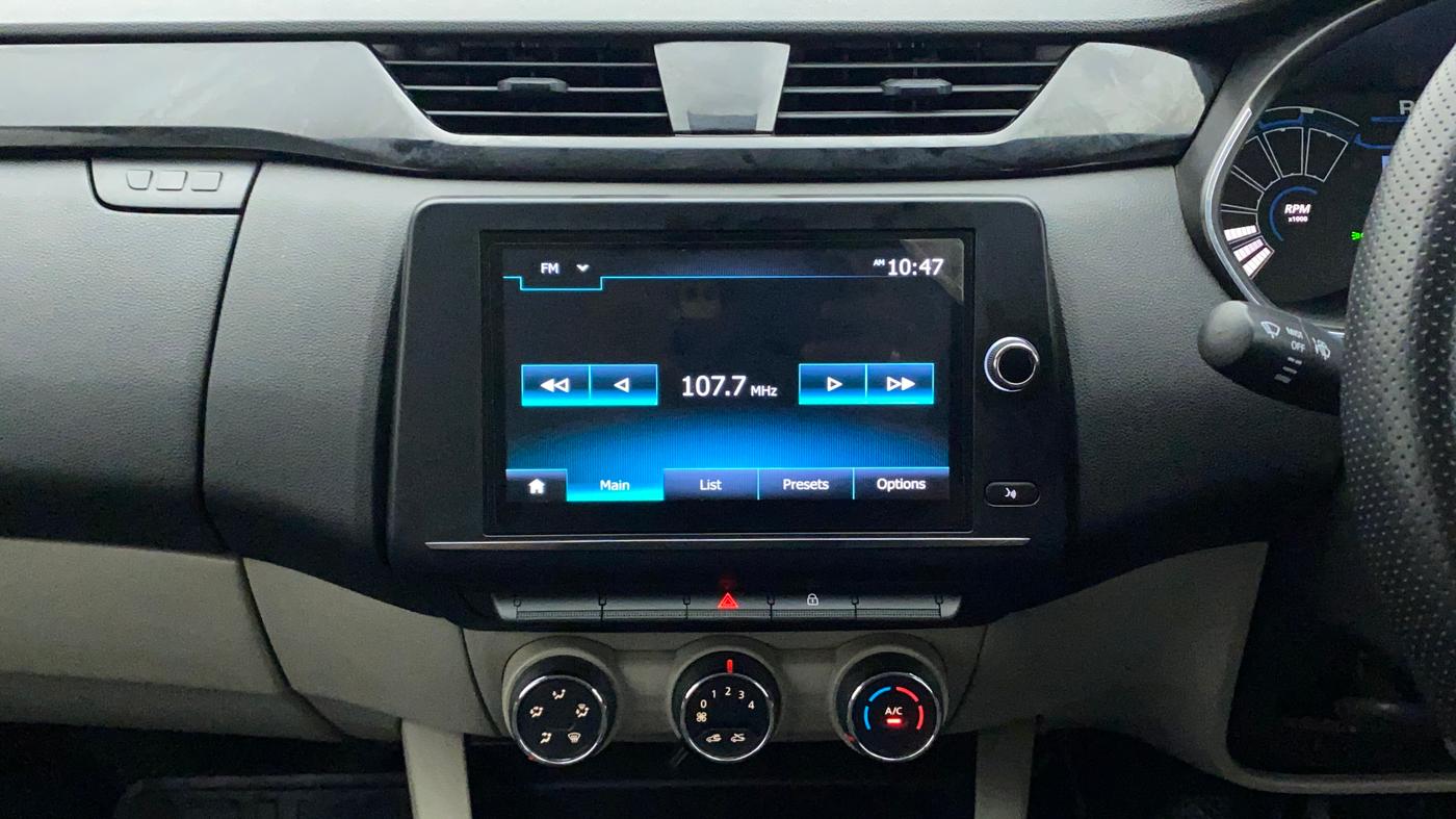 2020 Renault TRIBER RXT, Petrol, Manual, 11,138 km, Air Conditioner