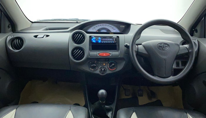 2012 Toyota Etios Liva G, Petrol, Manual, 72,618 km, Dashboard