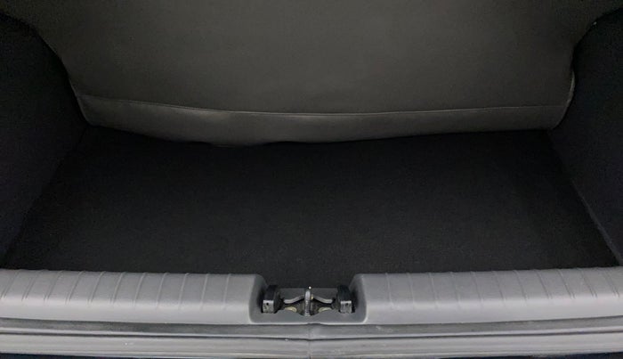 2021 Hyundai GRAND I10 NIOS SPORTZ AMT 1.2 KAPPA VTVT, Petrol, Automatic, 7,077 km, Boot Inside