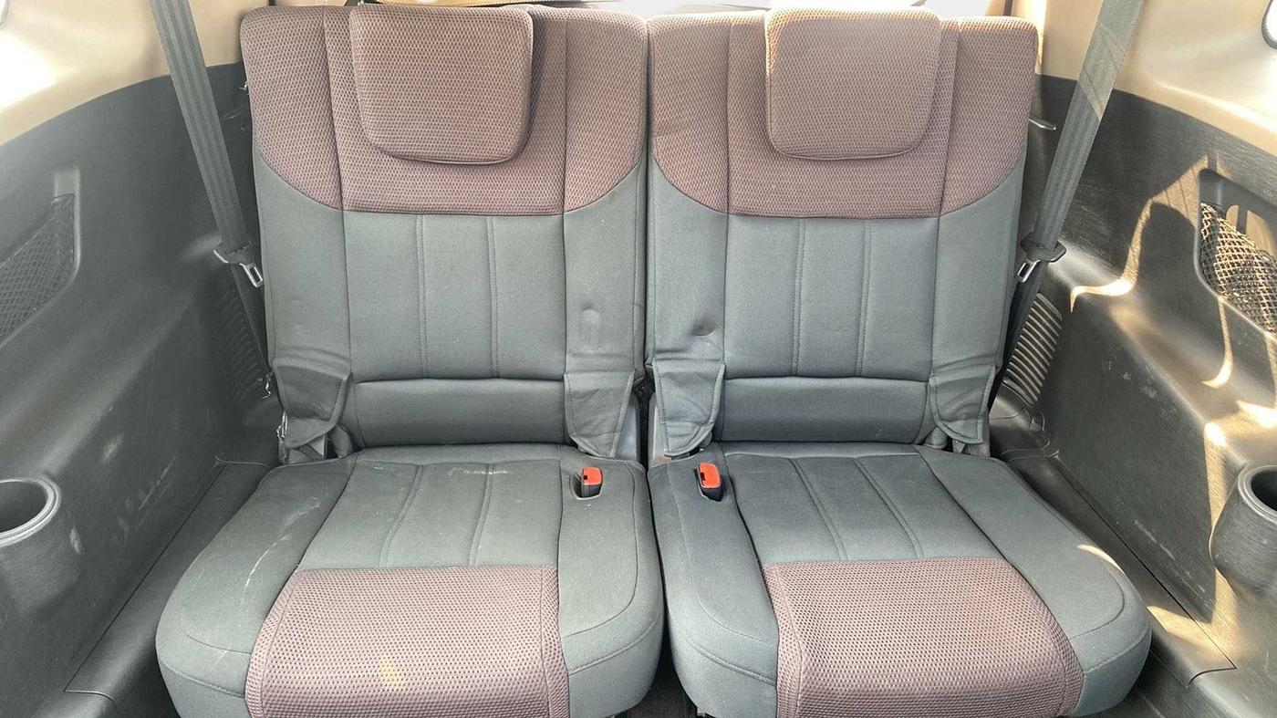 2014 Mahindra XUV500 W6, Diesel, Manual, 76,947 km, Third Seat Row ( optional )