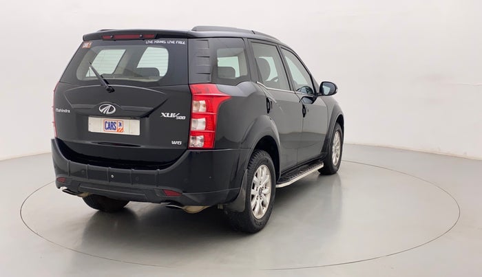 2016 Mahindra XUV500 W6, Diesel, Manual, 56,975 km, Right Back Diagonal