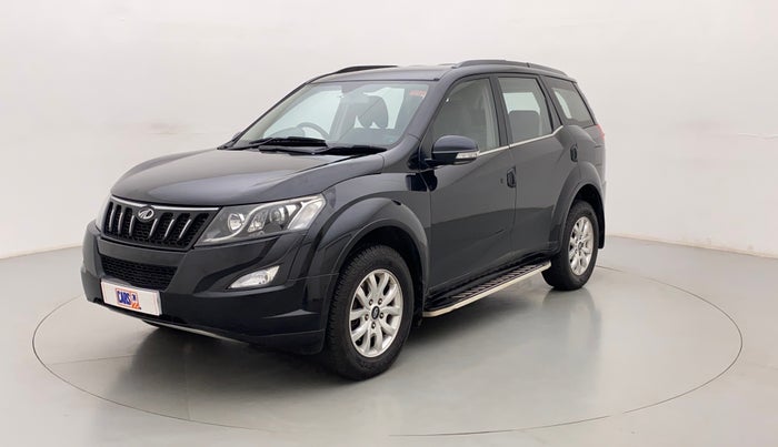 2016 Mahindra XUV500 W6, Diesel, Manual, 56,975 km, Left Front Diagonal