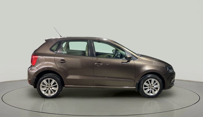 2016 Volkswagen Polo HIGHLINE1.2L, Petrol, Manual, 22,400 km, Right Side View
