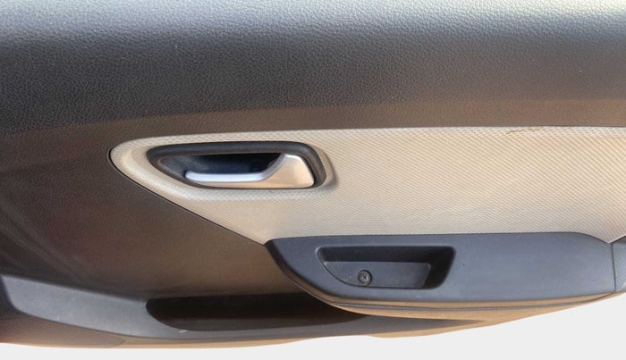 2019 Maruti Alto VXI, Petrol, Manual, 29,098 km, Driver Side Door Panels Control