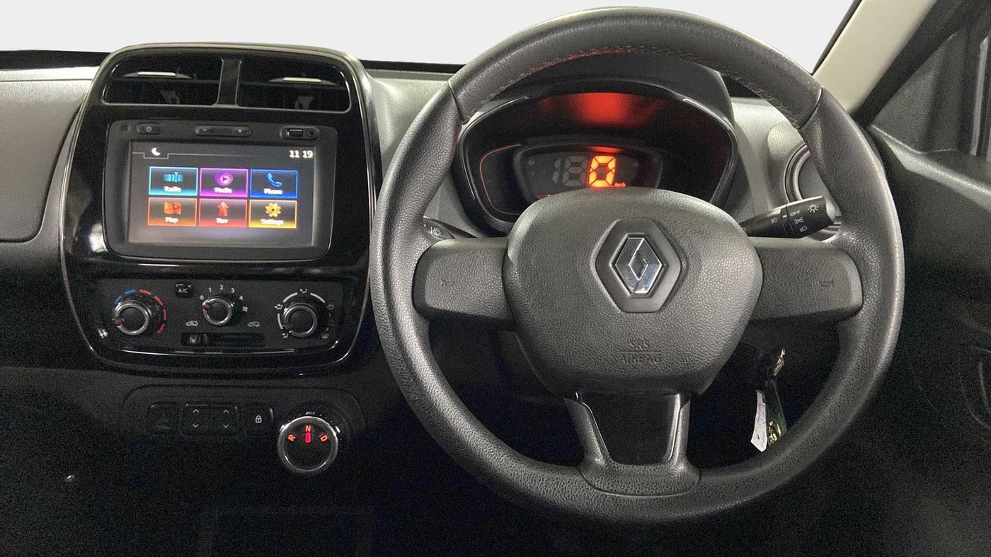 2018 Renault Kwid RXT 1.0 AMT (O), Petrol, Automatic, 61,105 km, Steering Wheel Close Up