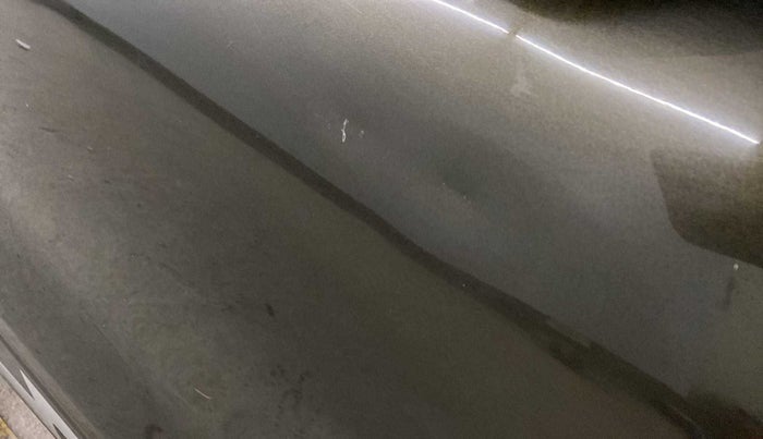 2018 Renault Kwid RXT 1.0 AMT (O), Petrol, Automatic, 61,105 km, Driver-side door - Slightly dented
