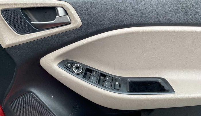 2015 Hyundai Elite i20 ASTA 1.2, Petrol, Manual, 33,924 km, Driver Side Door Panels Control