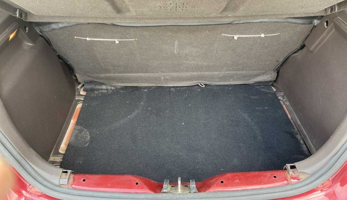 2011 Hyundai i20 MAGNA 1.2, Petrol, Manual, 83,859 km, Boot Inside