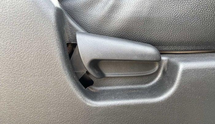 2016 Maruti Wagon R 1.0 VXI AMT, Petrol, Automatic, 27,877 km, Driver Side Adjustment Panel