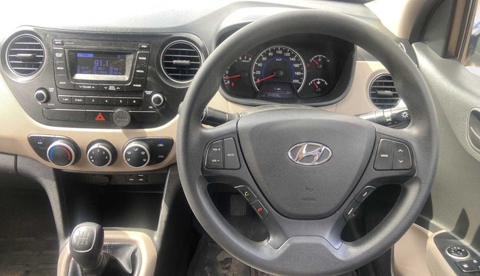 2019 Hyundai Grand i10 MAGNA 1.2 KAPPA VTVT, Petrol, Manual, 24,907 km, Steering Wheel Close Up