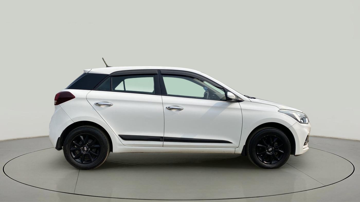 2018 Hyundai Elite i20 ASTA 1.2, Petrol, Manual, 55,064 km, Right Side View