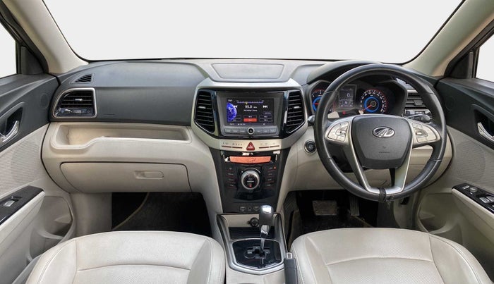 2019 Mahindra XUV300 W8 (O) 1.5 DIESEL AMT, Diesel, Automatic, 40,150 km, Dashboard