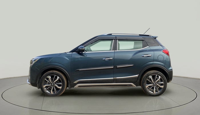 2019 Mahindra XUV300 W8 (O) 1.5 DIESEL AMT, Diesel, Automatic, 40,150 km, Left Side