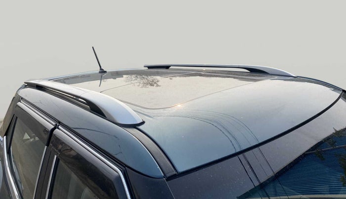 2019 Mahindra XUV300 W8 (O) 1.5 DIESEL AMT, Diesel, Automatic, 40,150 km, Roof