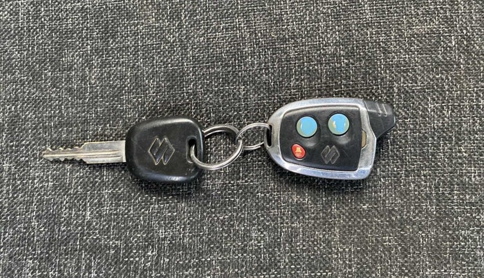 2015 Maruti Alto 800 LXI CNG, CNG, Manual, 83,403 km, Key Close Up