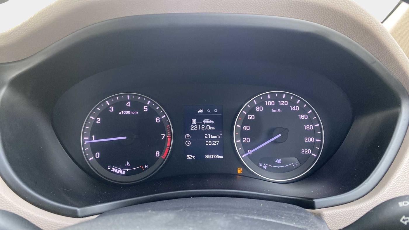 2015 Hyundai Elite i20 ASTA 1.2, Petrol, Manual, 85,025 km, Odometer Image