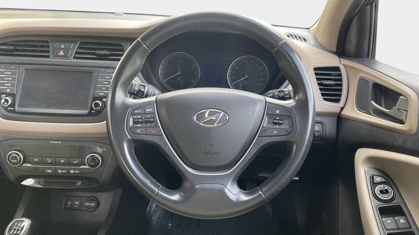 2015 Hyundai Elite i20 ASTA 1.2, Petrol, Manual, 85,025 km, Steering Wheel Close Up