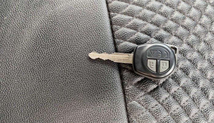 2021 Maruti Baleno DELTA PETROL 1.2, Petrol, Manual, 11,516 km, Key Close Up