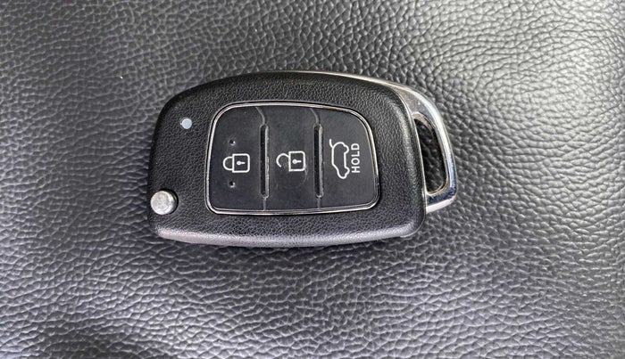 2013 Hyundai i20 MAGNA 1.2, Petrol, Manual, 86,341 km, Key Close Up