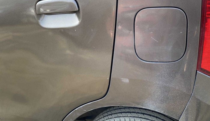 2015 Maruti Wagon R 1.0 VXI, Petrol, Manual, 92,304 km, Left quarter panel - Slightly dented