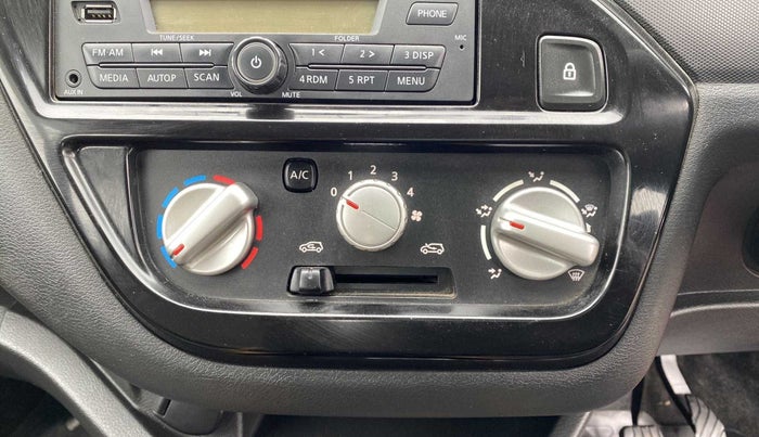 2018 Datsun Redi Go T(O) 1.0, Petrol, Manual, 12,444 km, AC Unit - Directional switch has minor damage
