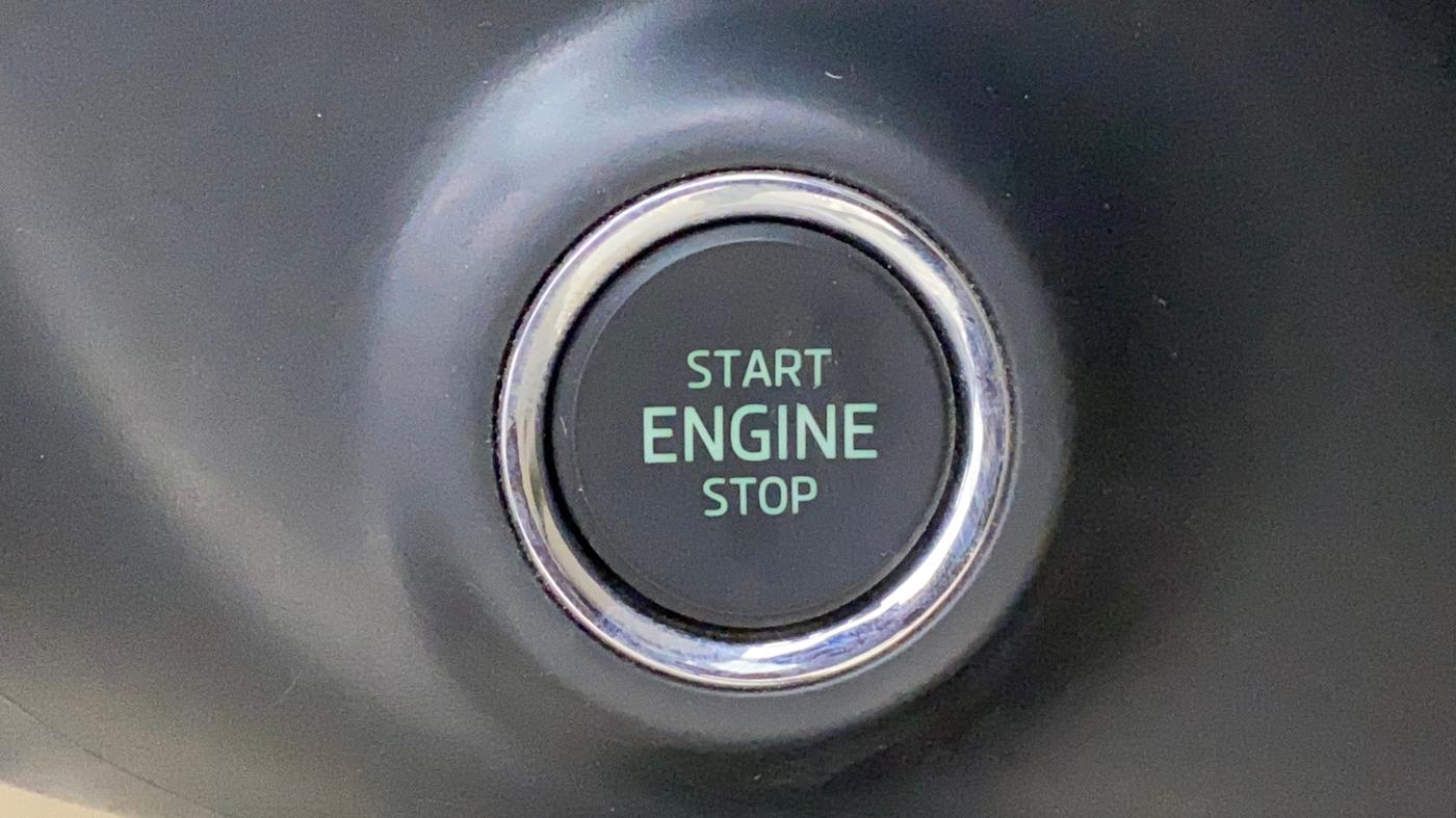 2019 Skoda Octavia L&K 1.8 TSI AT, Petrol, Automatic, 1,39,147 km, Keyless Start/ Stop Button