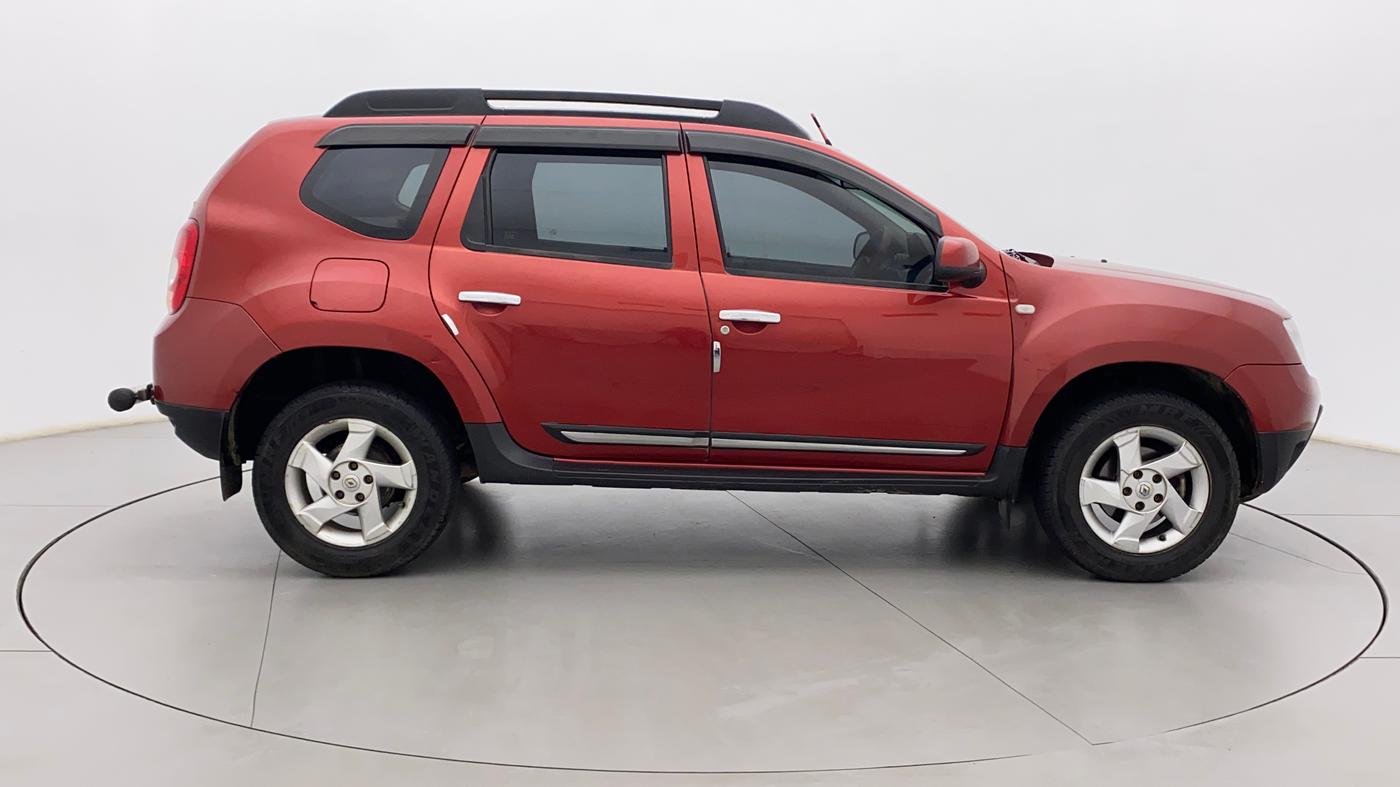 2015 Renault Duster 85 PS RXL DIESEL, Diesel, Manual, 1,08,772 km, Right Side View