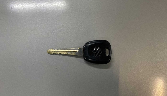 2011 Maruti Swift VXI, Petrol, Manual, 96,724 km, Key Close Up