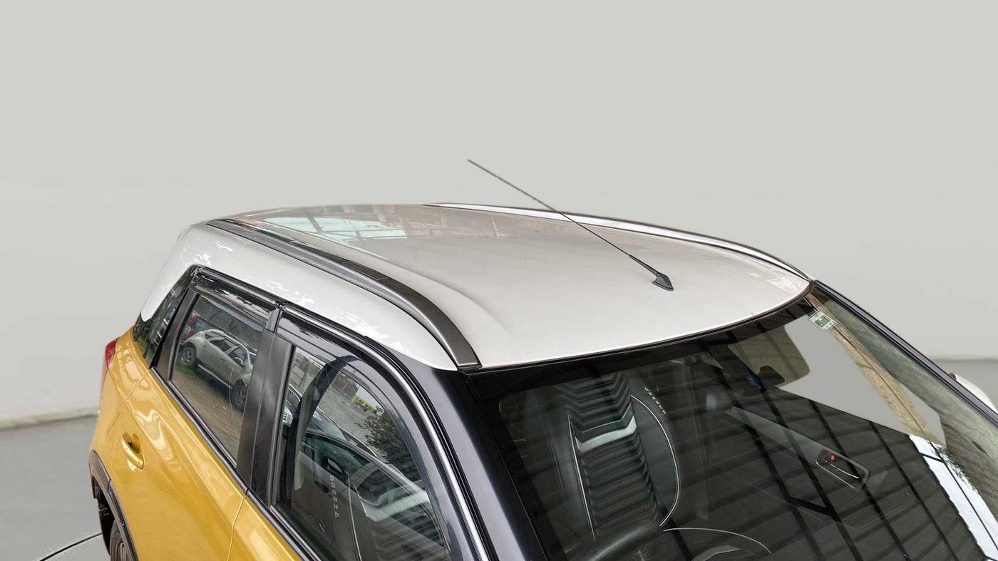 2018 Maruti Vitara Brezza ZDI PLUS DUAL TONE, Diesel, Manual, 36,581 km, Roof
