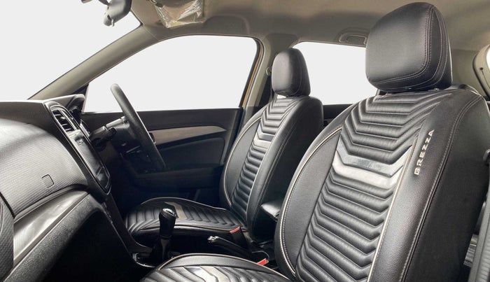 2018 Maruti Vitara Brezza ZDI PLUS DUAL TONE, Diesel, Manual, 36,581 km, Right Side Front Door Cabin
