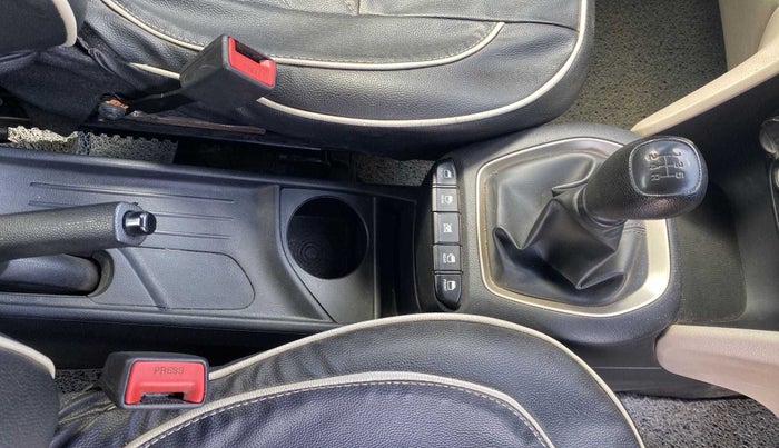 2018 Hyundai NEW SANTRO SPORTZ MT, CNG, Manual, 68,047 km, Gear Lever