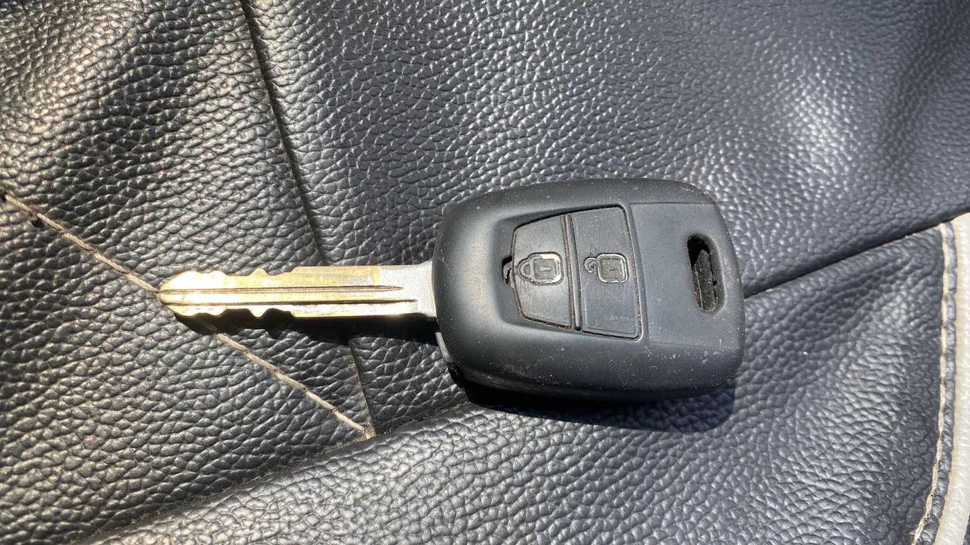 2018 Hyundai NEW SANTRO SPORTZ MT, CNG, Manual, 68,047 km, Key Close Up