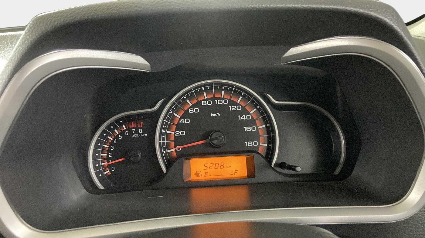 2017 Maruti Alto K10 VXI, Petrol, Manual, 5,459 km, Odometer Image