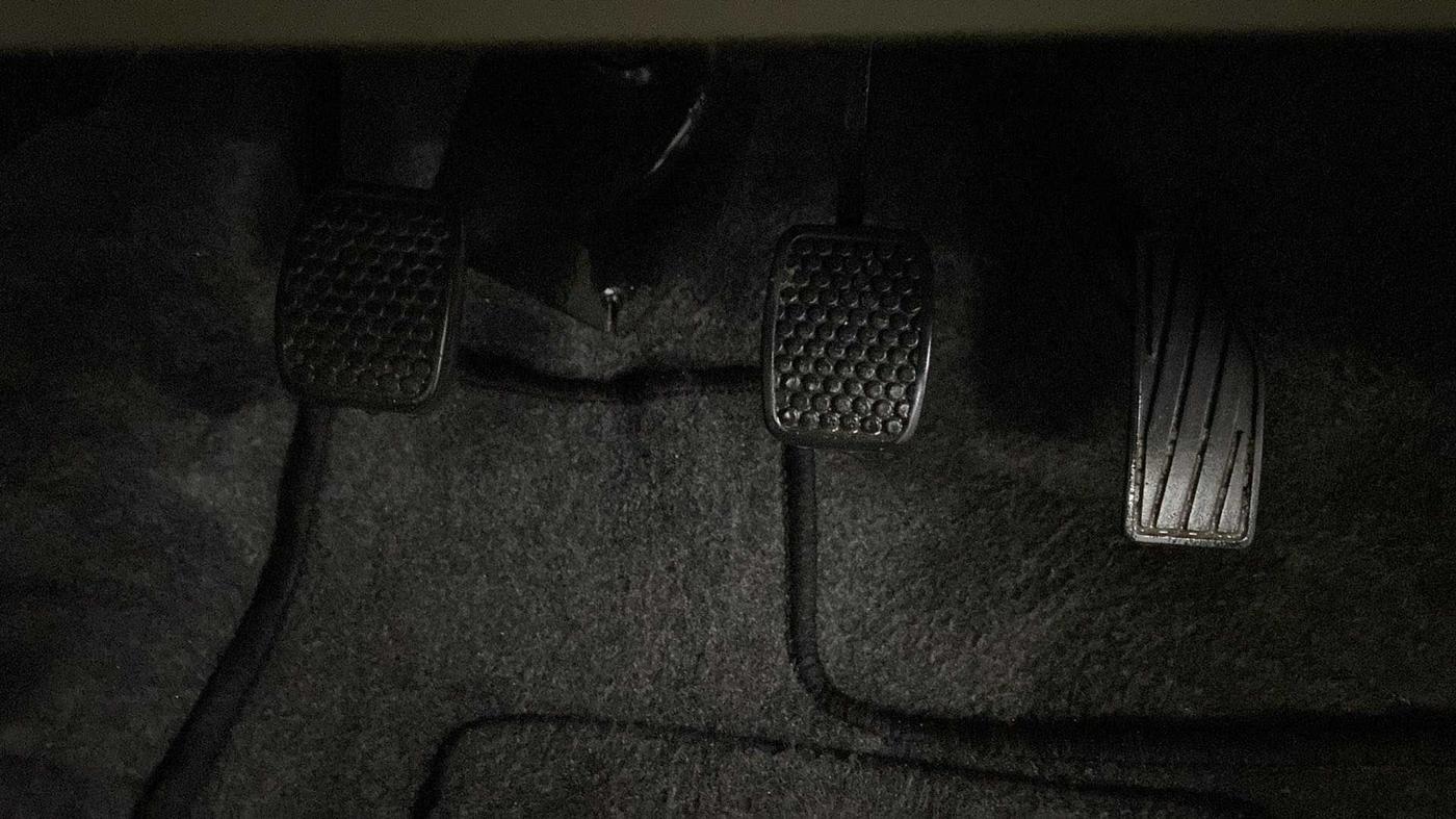 2017 Maruti Alto K10 VXI, Petrol, Manual, 5,459 km, Pedals