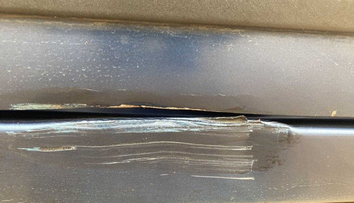 2017 Maruti Baleno DELTA PETROL 1.2, Petrol, Manual, 74,608 km, Left running board - Slightly dented