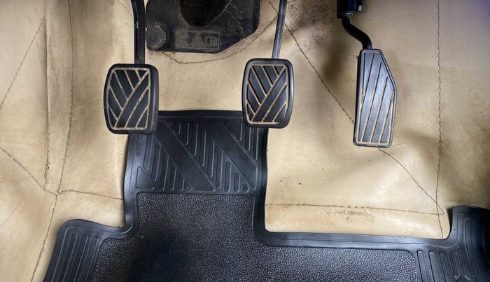 2021 Maruti New Wagon-R LXI CNG 1.0, CNG, Manual, 56,764 km, Pedals