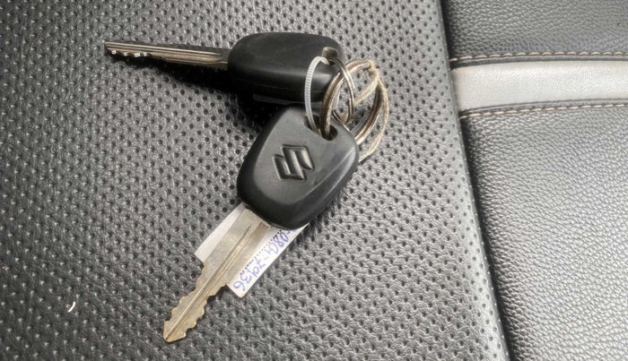2019 Maruti Alto K10 VXI, Petrol, Manual, 4,324 km, Key Close Up