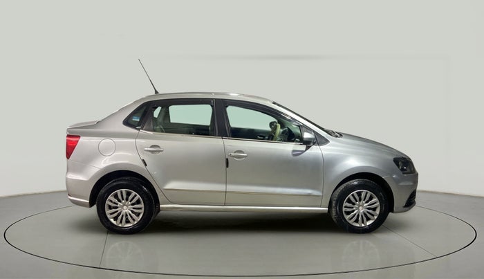 2018 Volkswagen Ameo TRENDLINE 1.0L, Petrol, Manual, 30,422 km, Right Side View