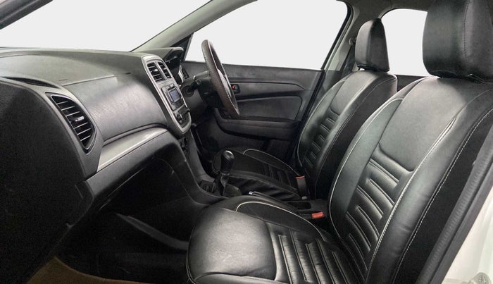 2021 Maruti Vitara Brezza LXI, Petrol, Manual, 41,880 km, Right Side Front Door Cabin