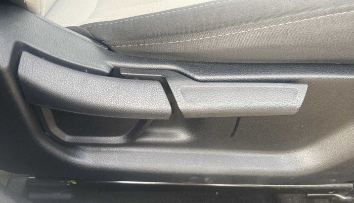 2020 Hyundai Creta SX 1.5 PETROL, Petrol, Manual, 22,574 km, Driver Side Adjustment Panel